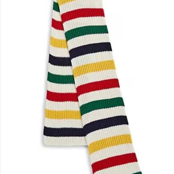 SOLD Hudson’s Bay Knit Scarf - Picture 5 of 5
